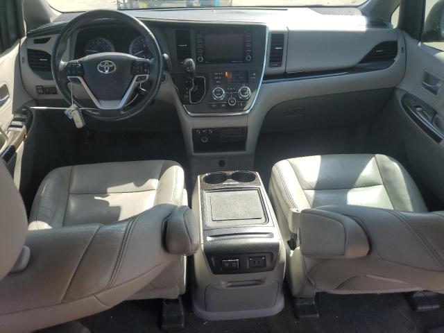 Photo 8 from auction – 2018 TOYOTA SIENNA XLE with VIN 5TDYZ3DC4JS944719
