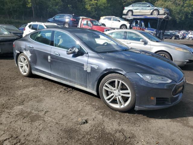 Photo 4 from auction – 2015 TESLA MODEL S 70 with VIN 5YJSA1S26FF092011