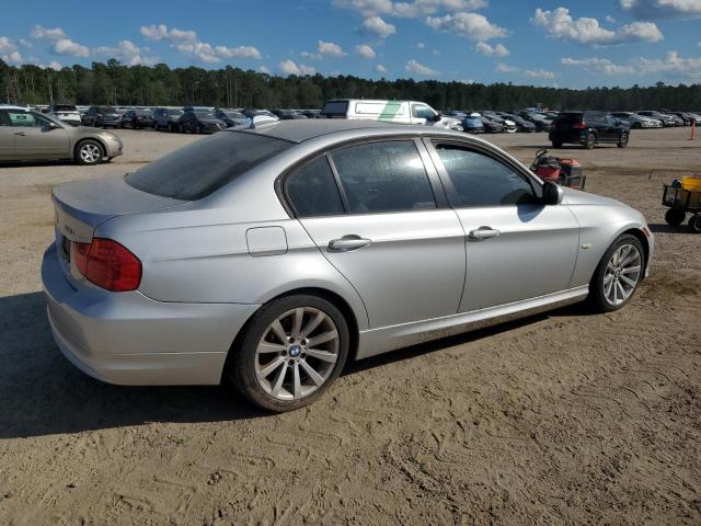 Photo 3 from auction – 2011 BMW 328 I with VIN WBAPH7G54BNM54594