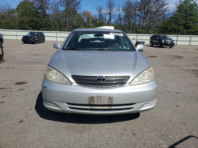 Photo 5 from auction – 2004 TOYOTA CAMRY LE with VIN 4T1BE32K44U894427