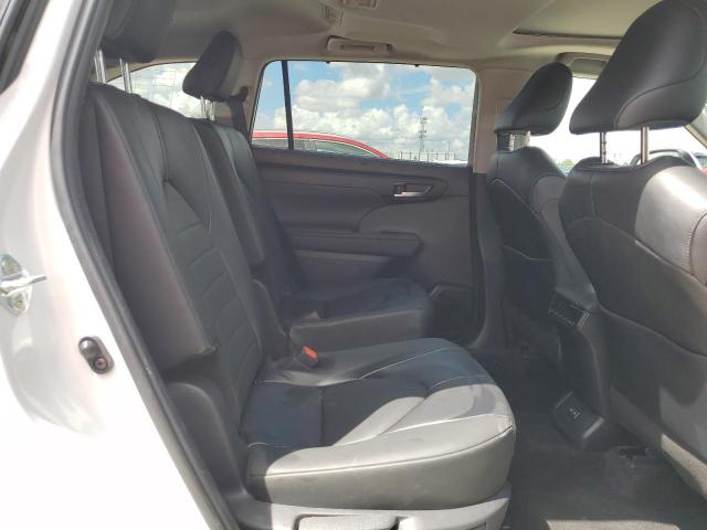 Photo 11 from auction – 2024 TOYOTA HIGHLANDER with VIN 5TDKDRAH3RS545240
