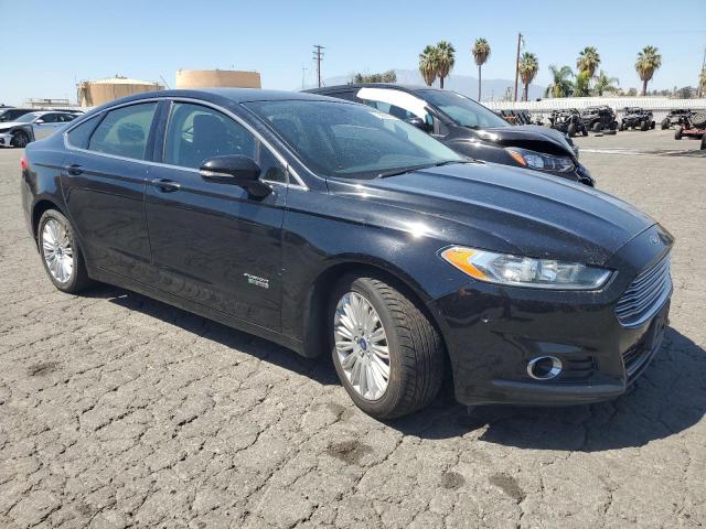 Photo 4 from auction – 2016 FORD FUSION SE PHEV with VIN 3FA6P0PU4GR366719