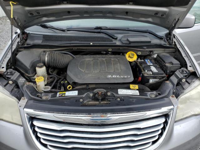 Photo 12 from auction – 2013 CHRYSLER TOWN & COU with VIN 2C4RC1BG5DR781706