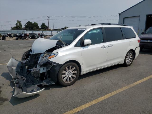 TOYOTA SIENNA XLE 2015 with VIN 5TDYK3DC1FS656989 - Photo from auction