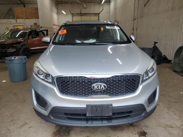 Photo 5 from auction – 2016 KIA SORENTO LX with VIN 5XYPGDA51GG068615
