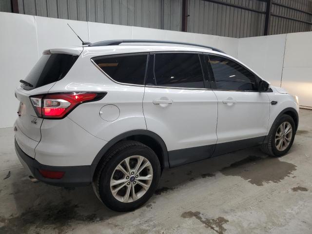 Photo 3 from auction – 2017 FORD ESCAPE SE with VIN 1FMCU9G90HUE38138