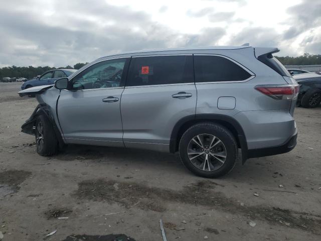 Photo 2 from auction – 2016 TOYOTA HIGHLANDER with VIN 5TDJKRFH6GS284225