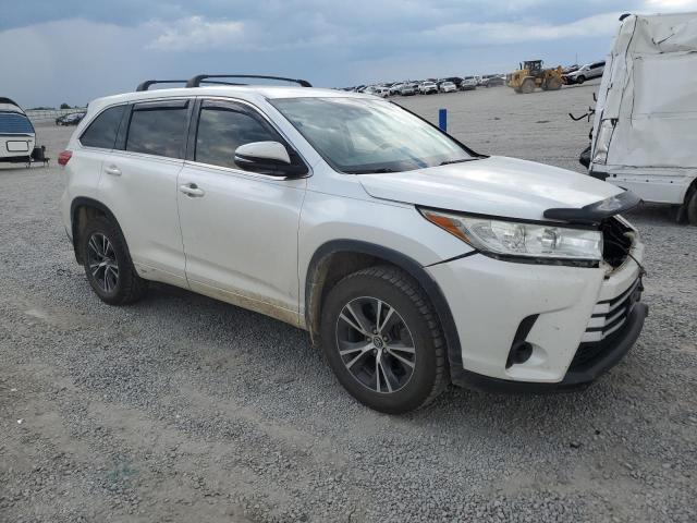 Photo 4 from auction – 2017 TOYOTA HIGHLANDER with VIN 5TDZZRFH1HS228208