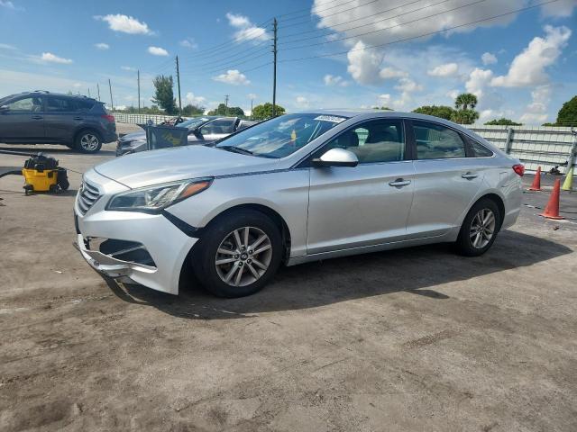 HYUNDAI SONATA SE 2016 with VIN 5NPE24AF0GH291106 - Photo from auction