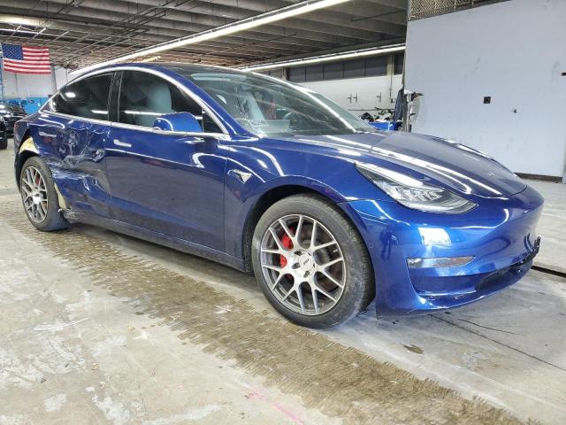 Photo 4 from auction – 2018 TESLA MODEL 3 with VIN 5YJ3E1EB2JF074246