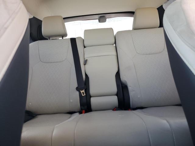 Photo 10 from auction – 2023 LEXUS RX with VIN 2T2BAMBA2PC014965