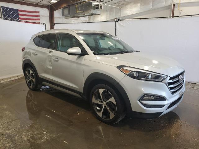 Photo 4 from auction – 2017 HYUNDAI TUCSON LIM with VIN KM8J33A28HU277539