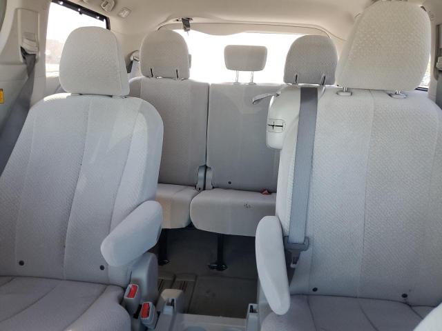 Photo 10 from auction – 2011 TOYOTA SIENNA LE with VIN 5TDKK3DC8BS104387
