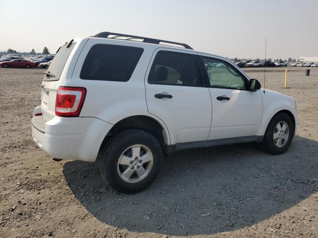 Photo 3 from auction – 2010 FORD ESCAPE XLT with VIN 1FMCU9D76AKB44022