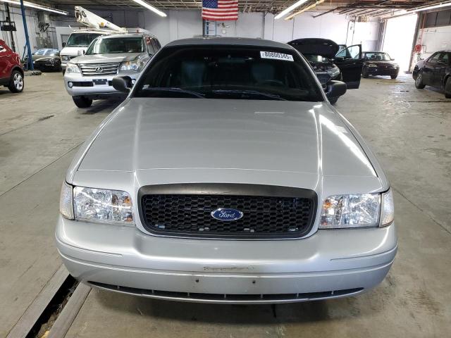 Photo 5 from auction – 2011 FORD CROWN VICT with VIN 2FABP7BV3BX135148
