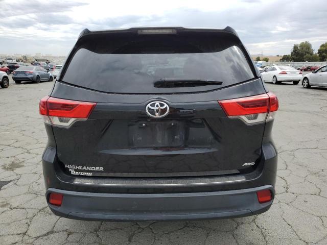 Photo 6 from auction – 2018 TOYOTA HIGHLANDER with VIN 5TDBZRFHXJS877061