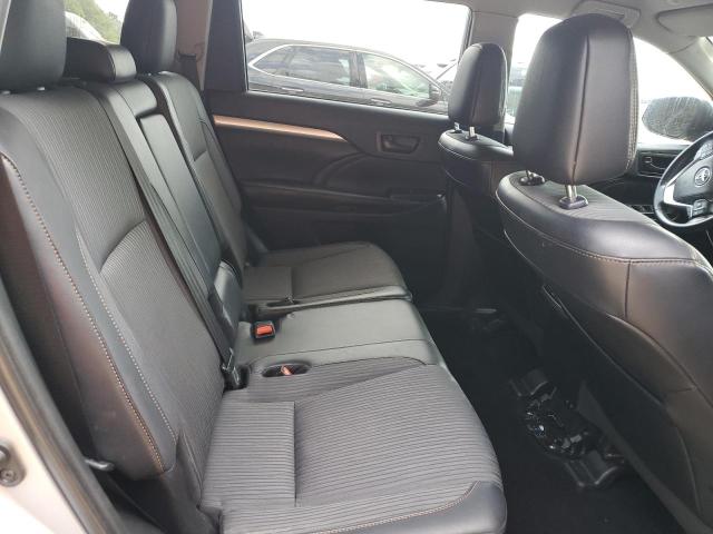 Photo 11 from auction – 2019 TOYOTA HIGHLANDER with VIN 5TDZZRFH1KS289758
