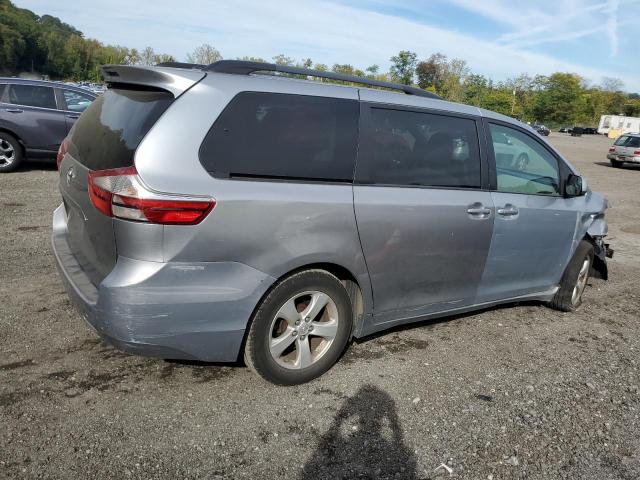 Photo 3 from auction – 2017 TOYOTA SIENNA LE with VIN 5TDKZ3DC7HS785632