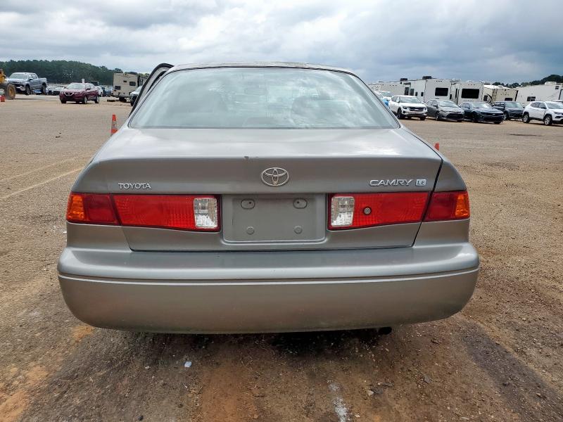 Photo 6 from auction – 2001 TOYOTA CAMRY CE with VIN JT2BG22K110565396
