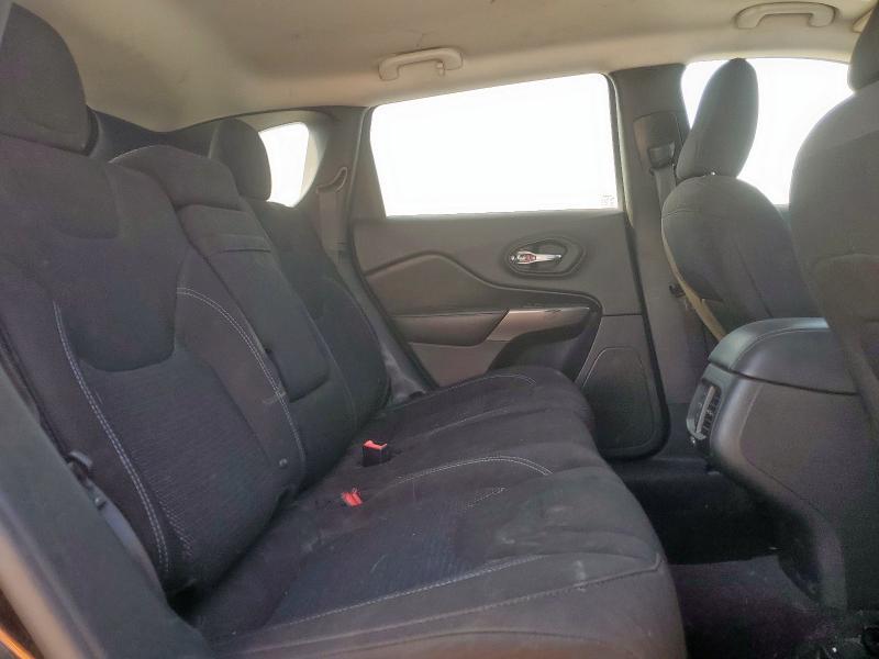 Photo 11 from auction – 2019 JEEP CHEROKEE L with VIN 1C4PJLCB5KD247469