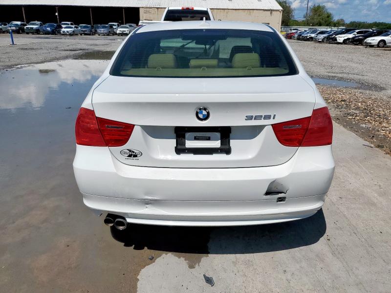 Photo 6 from auction – 2011 BMW 328 I with VIN WBAPH7C55BE852046