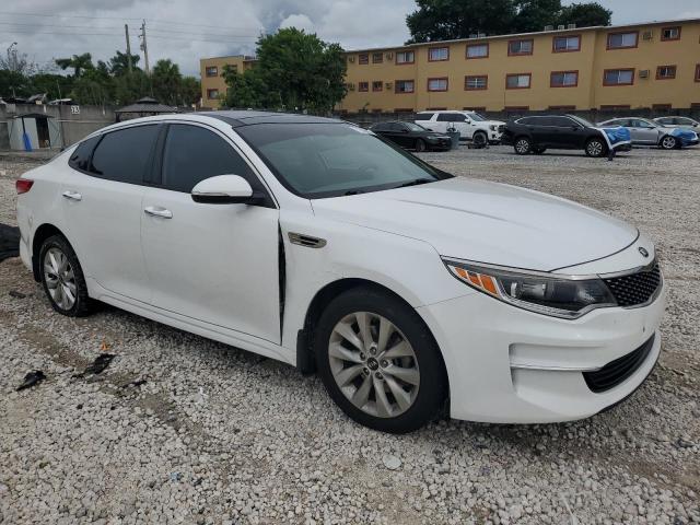 Photo 4 from auction – 2018 KIA OPTIMA EX with VIN 5XXGU4L33JG241485