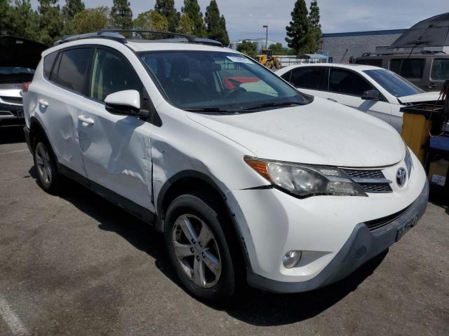 Photo 4 from auction – 2014 TOYOTA RAV4 XLE with VIN JTMRFREV2ED081677