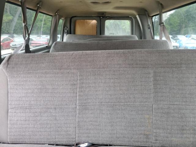 Photo 10 from auction – 2000 FORD ECONOLINE with VIN 1FBSS31L5YHB52306