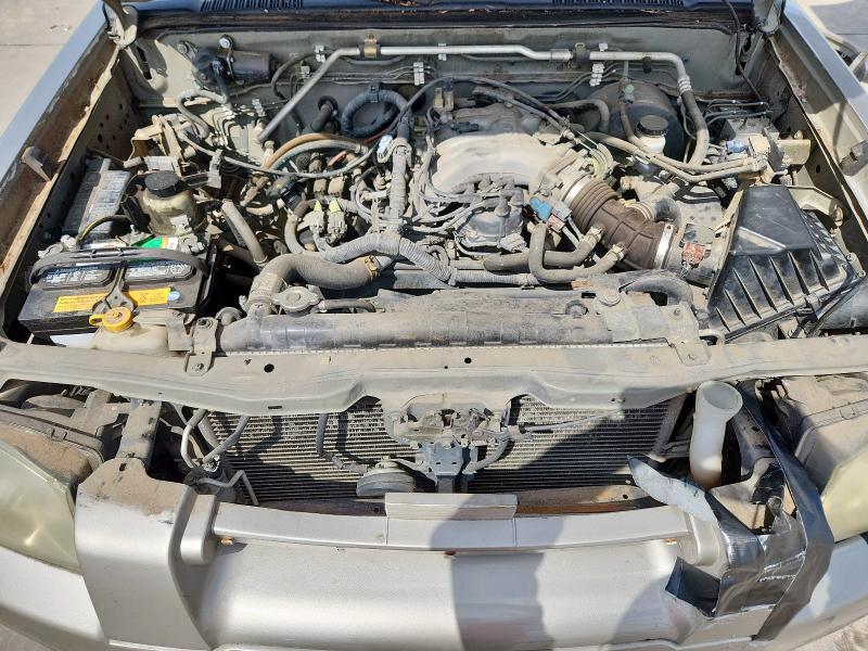 Photo 11 from auction – 2002 NISSAN FRONTIER C with VIN 1N6ED27T62C386699