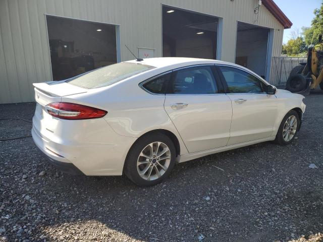 Photo 3 from auction – 2019 FORD FUSION TIT with VIN 3FA6P0SU0KR227851