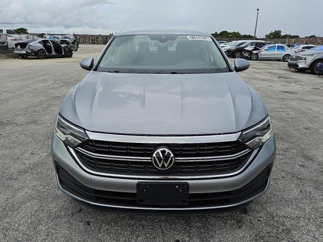 Photo 5 from auction – 2024 VOLKSWAGEN JETTA S with VIN 3VW5M7BU2RM039991