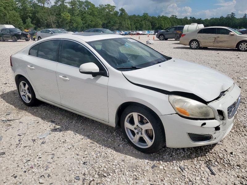 Photo 4 from auction – 2013 VOLVO S60 T5 with VIN YV1612FS9D1223322