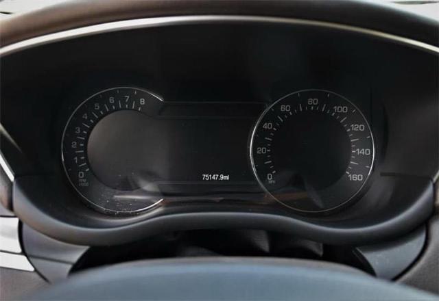 Photo 8 from auction – 2018 LINCOLN MKC PREMIE with VIN 5LMCJ1C98JUL28988