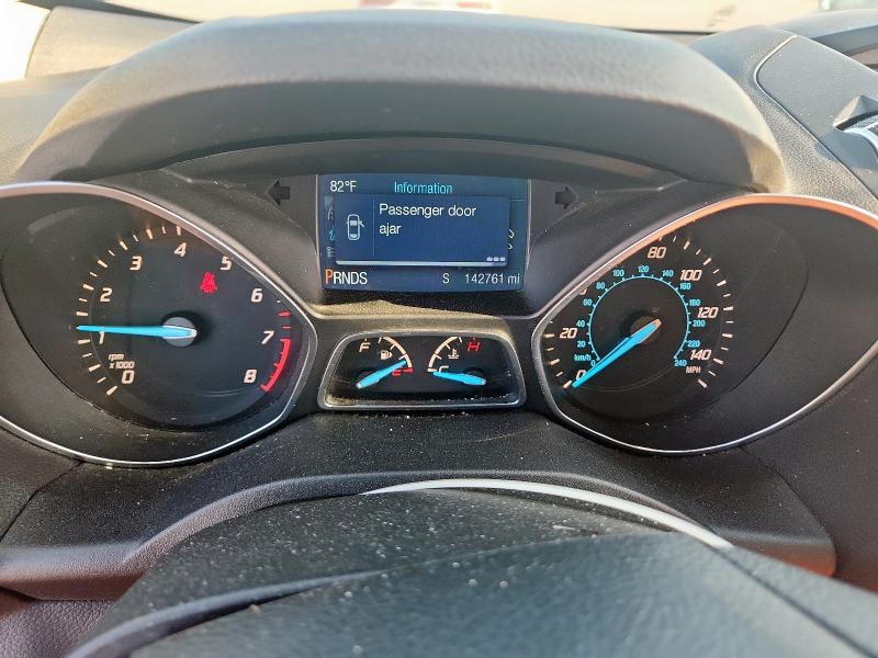 Photo 9 from auction – 2015 FORD ESCAPE SE with VIN 1FMCU0G98FUA93028