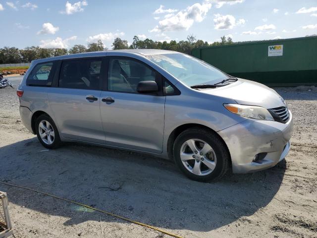 Photo 4 from auction – 2015 TOYOTA SIENNA with VIN 5TDZK3DC3FS641558