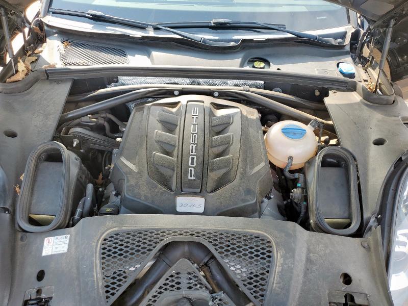 Photo 11 from auction – 2015 PORSCHE MACAN S with VIN WP1AB2A57FLB74481