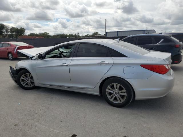 Photo 2 from auction – 2012 HYUNDAI SONATA GLS with VIN 5NPEB4AC9CH314902