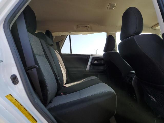Photo 11 from auction – 2017 TOYOTA 4RUNNER SR with VIN JTEBU5JR5H5418796