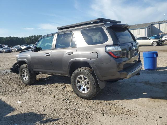 Photo 2 from auction – 2016 TOYOTA 4RUNNER SR with VIN JTEBU5JR1G5299949