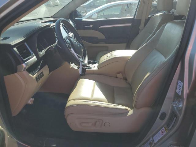 Photo 7 from auction – 2016 TOYOTA HIGHLANDER with VIN 5TDKKRFH2GS142748