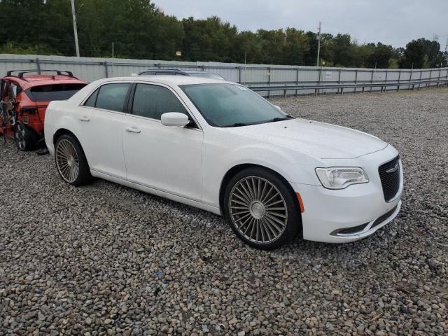 Photo 4 from auction – 2015 CHRYSLER 300 with VIN 2C3CCAAG7FH755242
