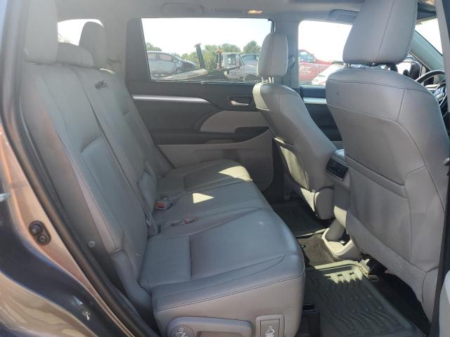 Photo 10 from auction – 2014 TOYOTA HIGHLANDER with VIN 5TDJKRFHXES056435