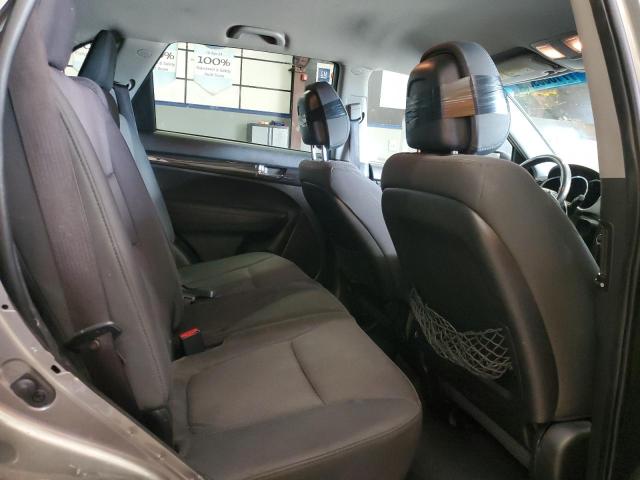Photo 11 from auction – 2011 KIA SORENTO BASE with VIN 5XYKTDA25BG166390