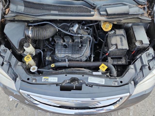 Photo 11 from auction – 2016 CHRYSLER TOWN & COU with VIN 2C4RC1BG6GR199747