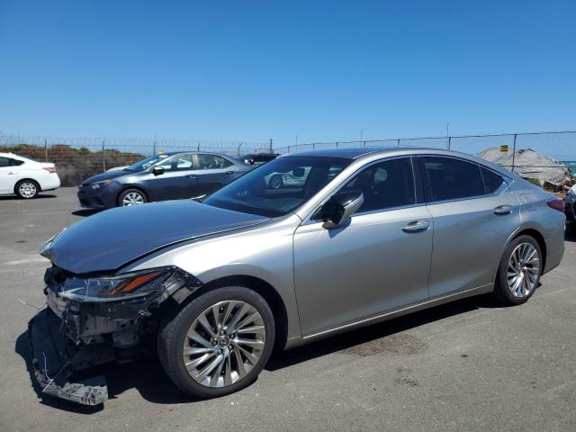 LEXUS ES 350 2019 with VIN JTHBZ1B17K2006507 - Photo from auction