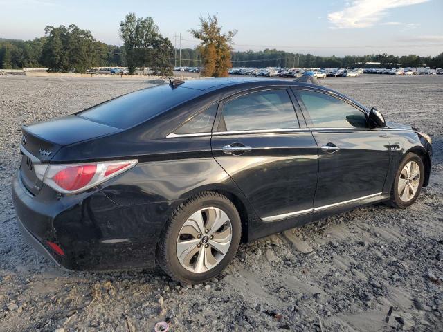 Photo 3 from auction – 2014 HYUNDAI SONATA HYB with VIN KMHEC4A40EA107777