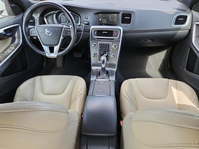 Photo 8 from auction – 2016 VOLVO S60 PREMIE with VIN YV149MFK5G2400376