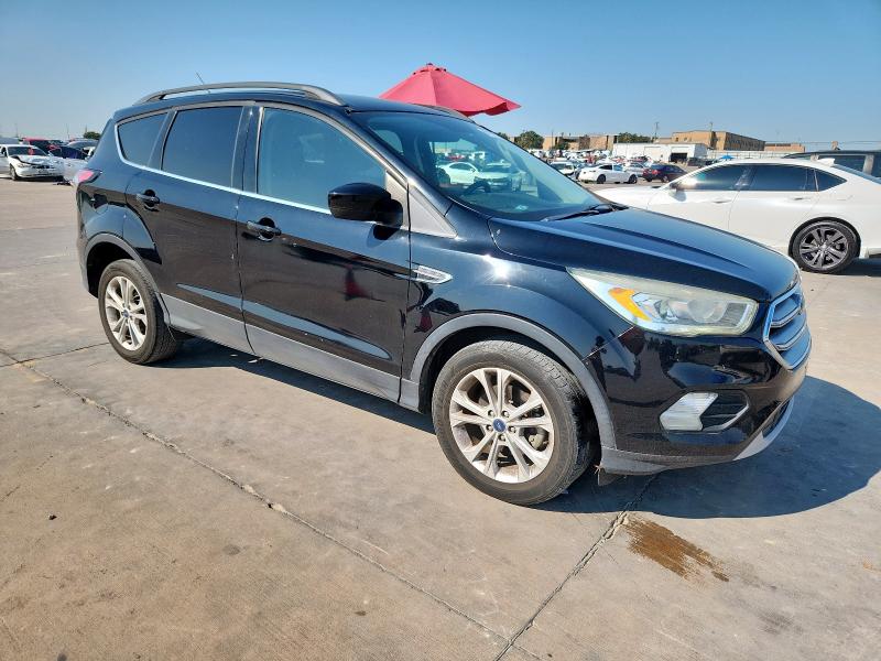 Photo 4 from auction – 2017 FORD ESCAPE SE with VIN 1FMCU0GD1HUC87150