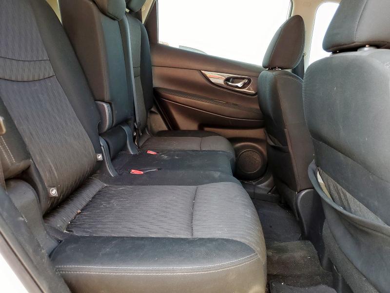 Photo 11 from auction – 2017 NISSAN ROGUE S with VIN KNMAT2MT6HP607681