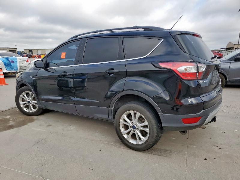 Photo 2 from auction – 2017 FORD ESCAPE SE with VIN 1FMCU9G96HUC17613